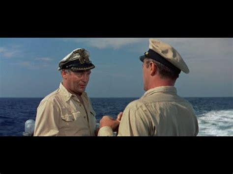 The Enemy Below! Un thriller sous-marin captivant mettant en vedette Curt Jürgens et Robert Mitchum !